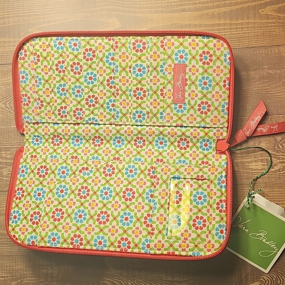 Vera Bradley Colorful Paisley Travel Organizer - Picture 4 of 7